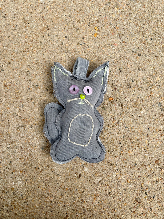 Green + Grey Cat