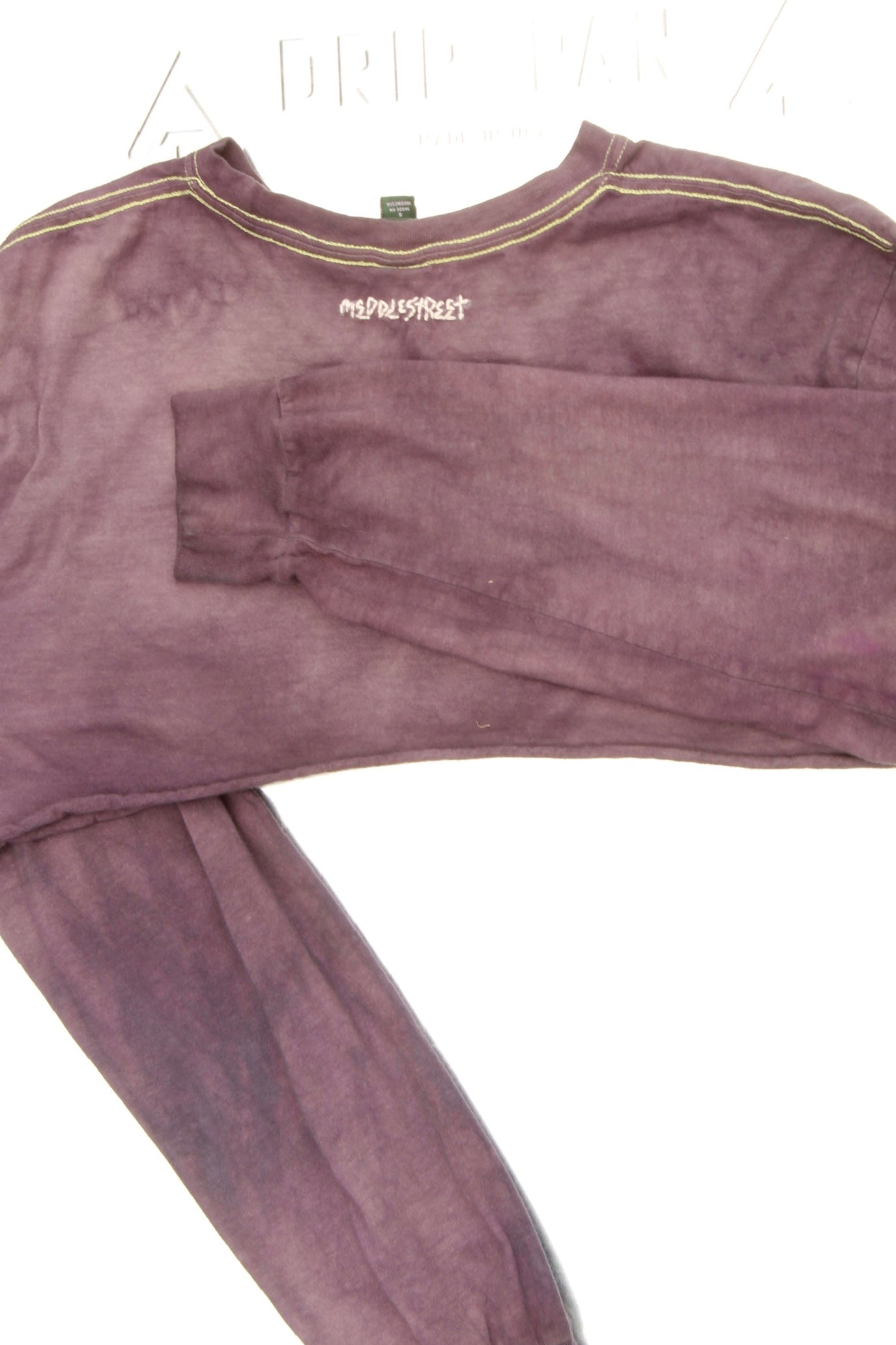 CRoPPeD & DyeD LoNGSLeeVe