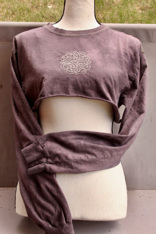 CRoPPeD & DyeD LoNGSLeeVe