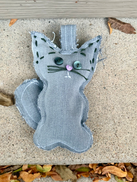 Grey + Sage Cat