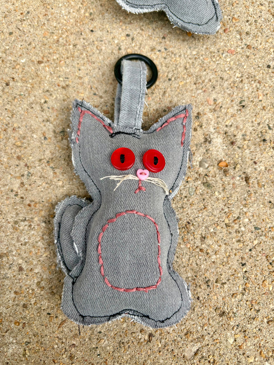 Pink + Grey Belly Cat