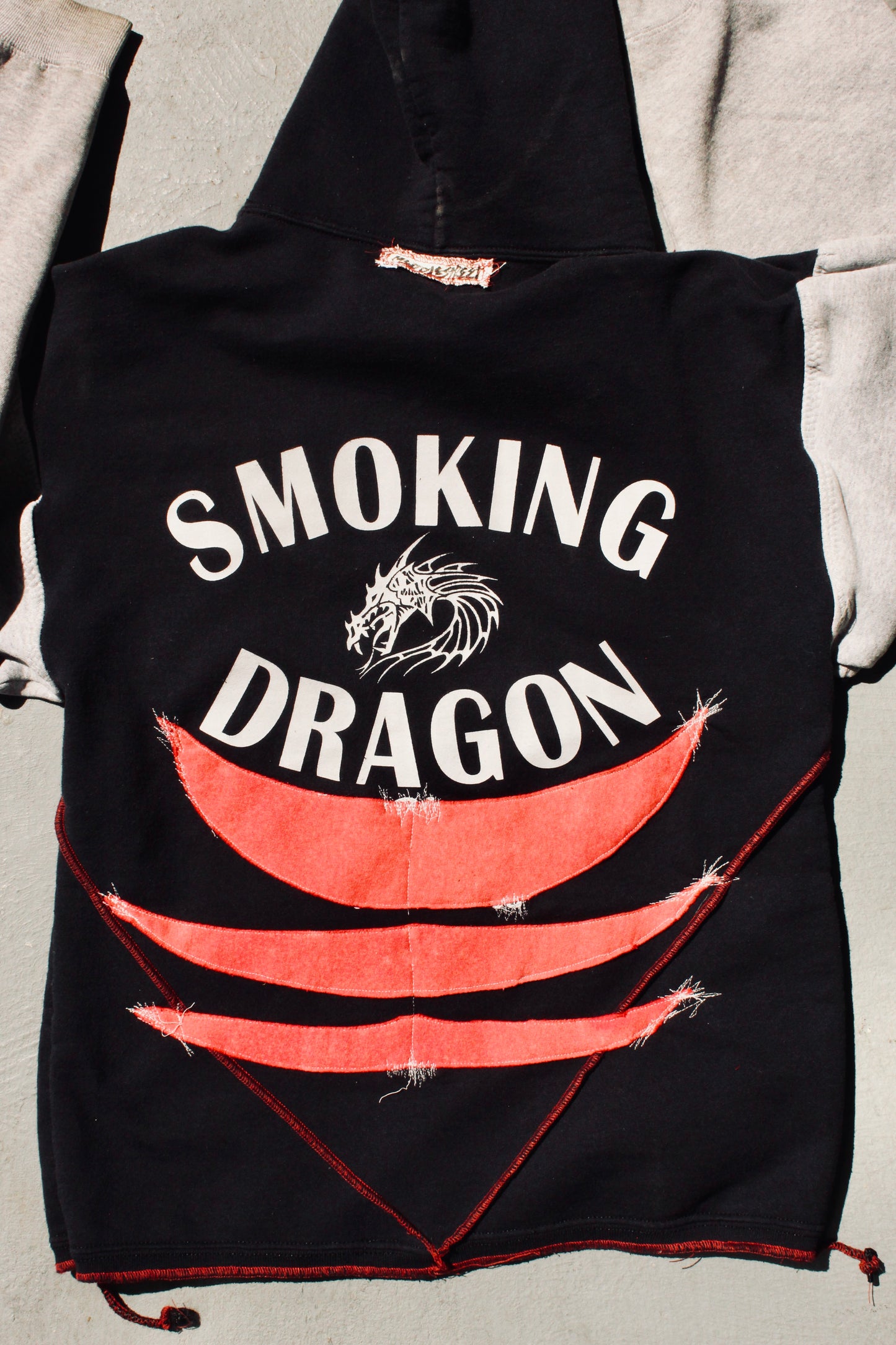 SMOKiNG DRaGoN HooDie