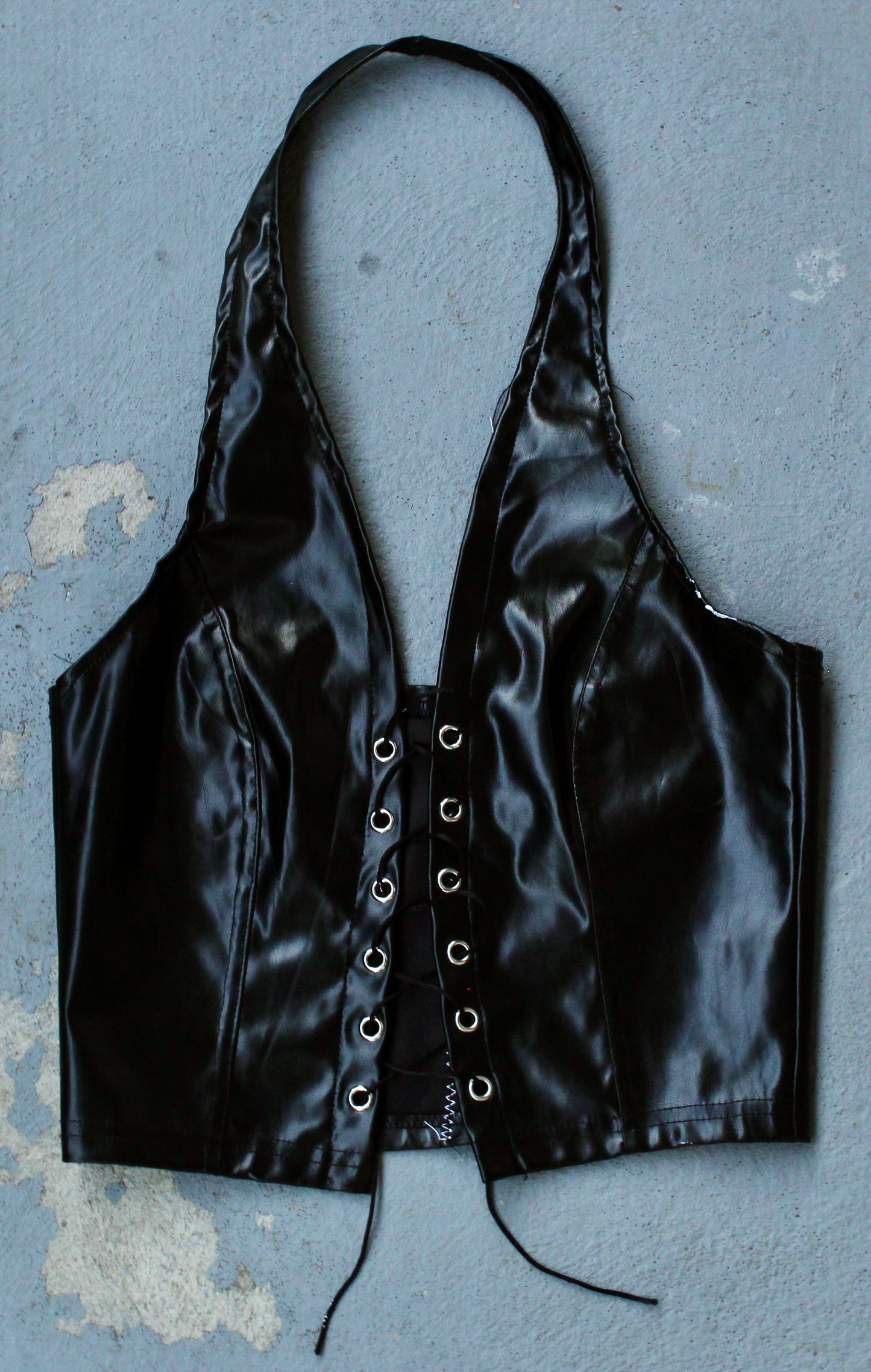 SOLD LaCe-uP PLeaTHeR HaLTeR