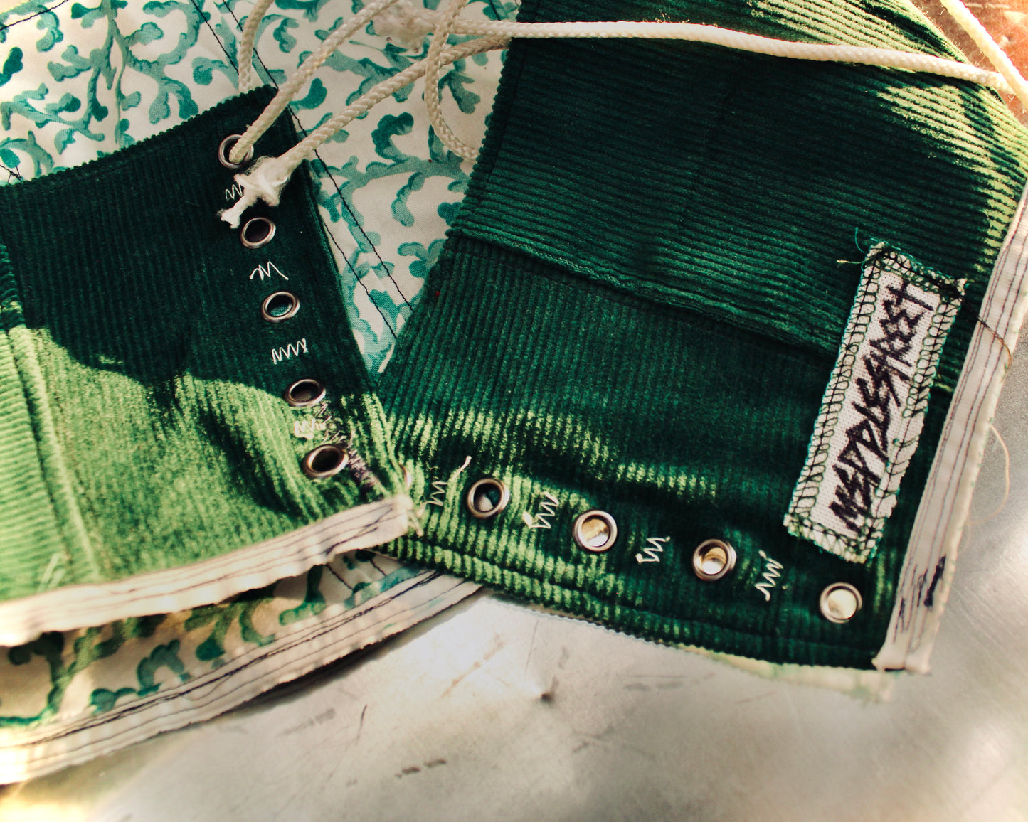 GReeN CoRDuRoY CoRSeT
